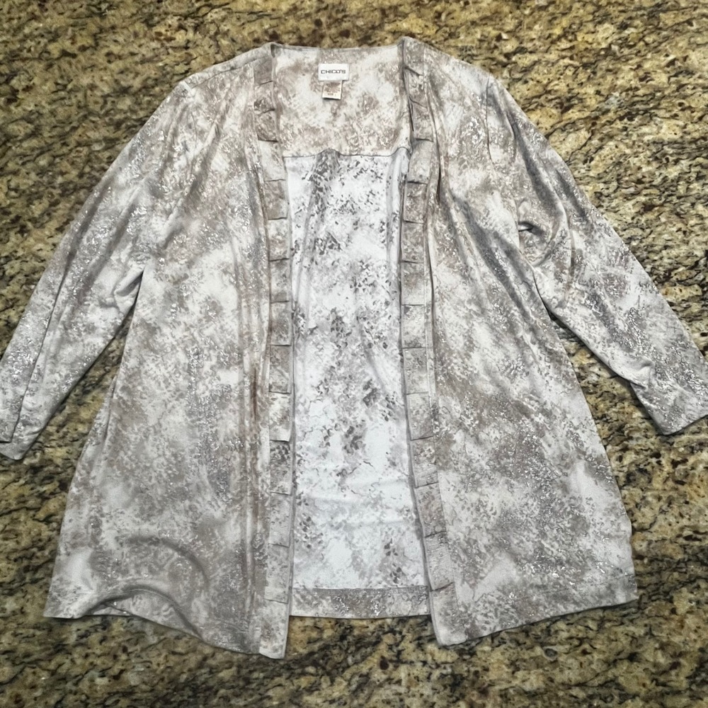 Chicos Size 1 Metallic Silver Foil Abstract Print Ruffle Open Front Cardigan Tan